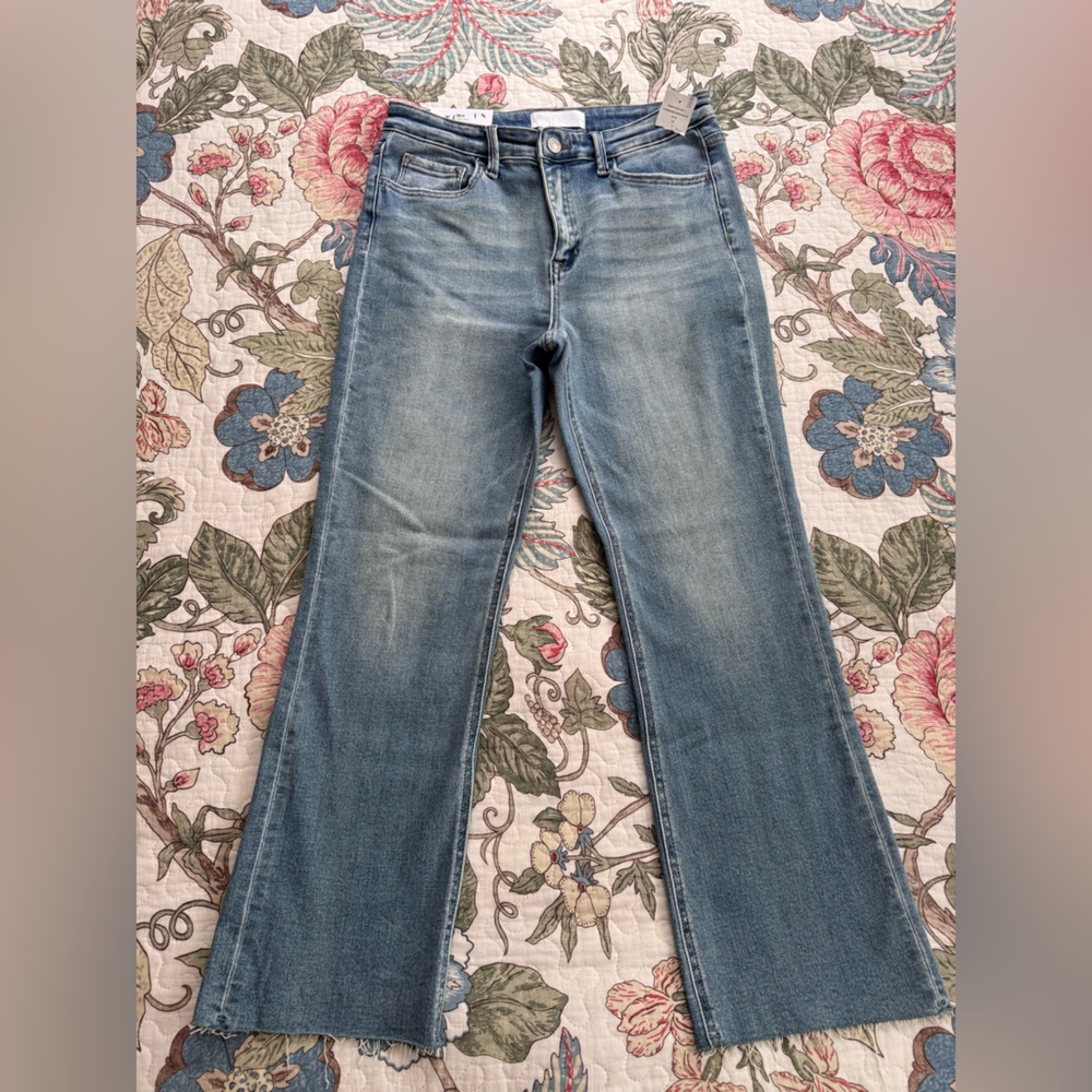 Vervet Blue Bella High Rise Cropped Flare Jeans NWT